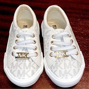 Michael kors girl shoes